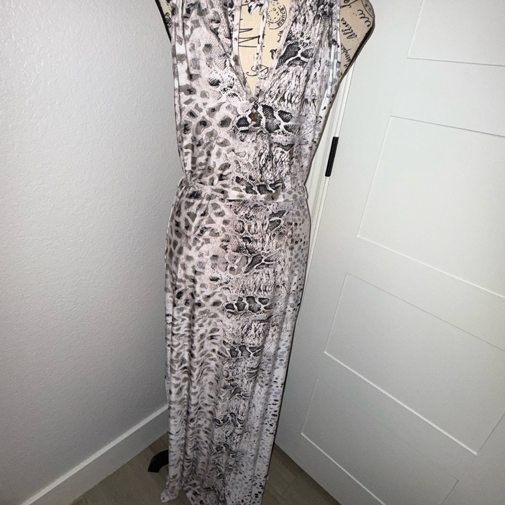 Veronica M Dress - Picture 3 of 5